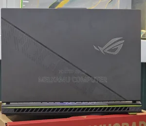 New Laptop Asus ROG Strix SCAR 18 16GB Intel Core i9 SSD 1T