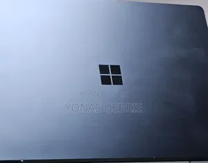 New Laptop Microsoft Surface 16GB Intel Core i7 SSD 512GB
