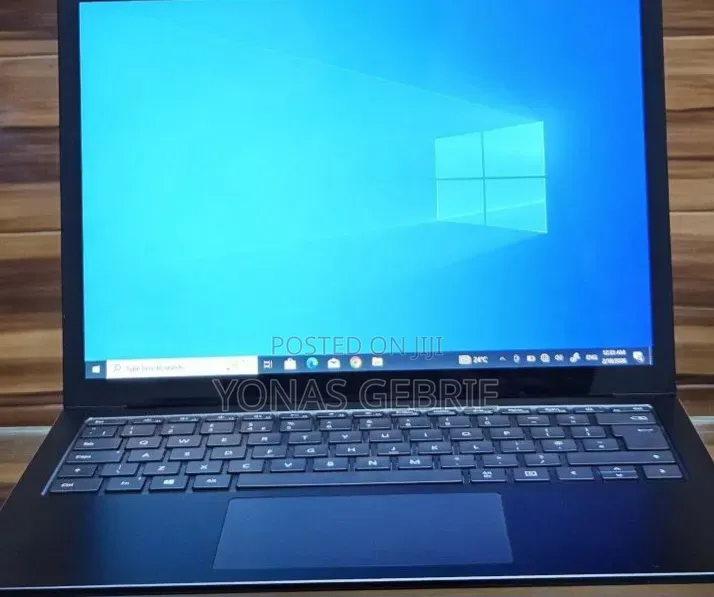 New Laptop Microsoft Surface 16GB Intel Core i7 SSD 512GB