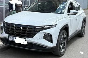 Hyundai Tucson 2022 White