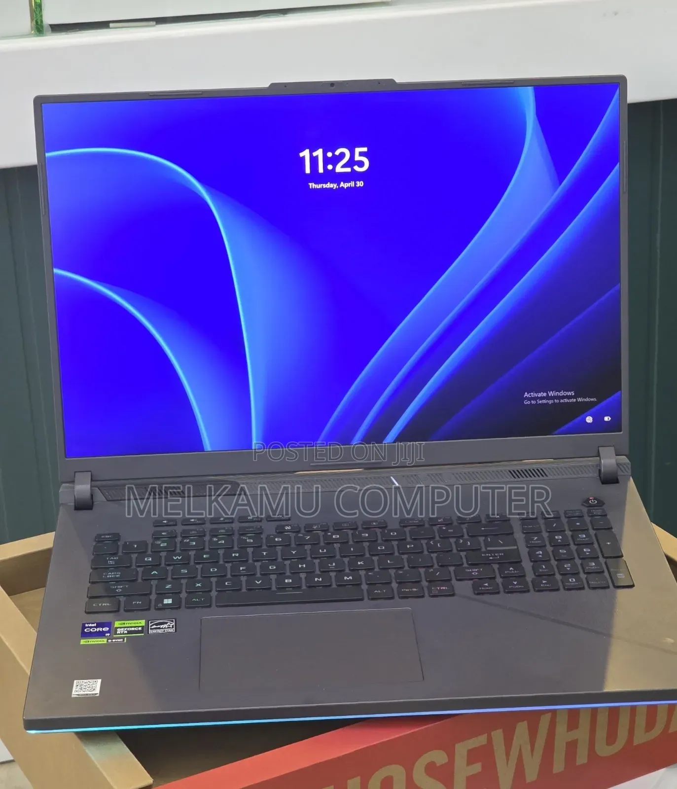 New Laptop Asus ROG Strix SCAR 18 16GB Intel Core i9 SSD 1T