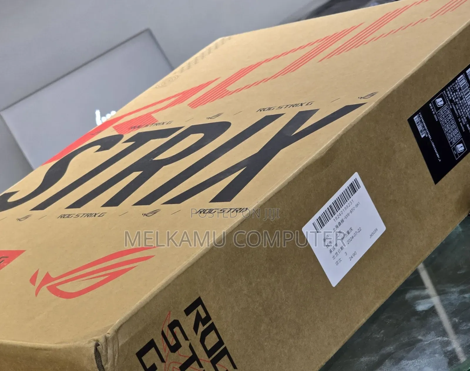 New Laptop Asus ROG Strix SCAR 18 16GB Intel Core i9 SSD 1T