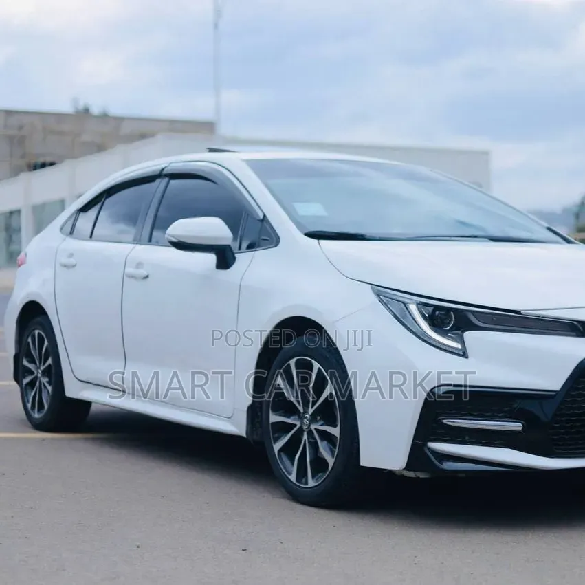 Toyota Corolla 2022 White