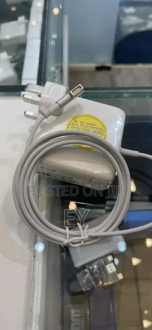 Mac Type L Charger