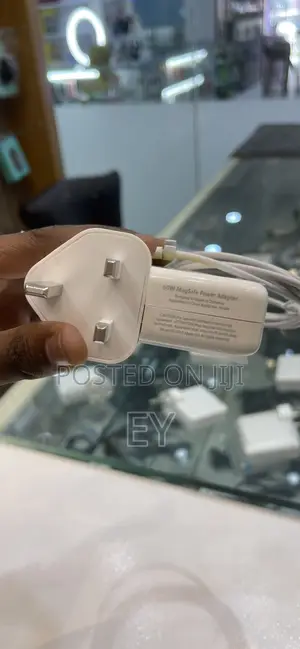 Mac Type L Charger
