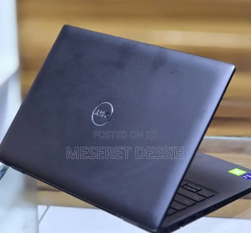 New Laptop HP 8GB Intel Core i7 SSD 256GB