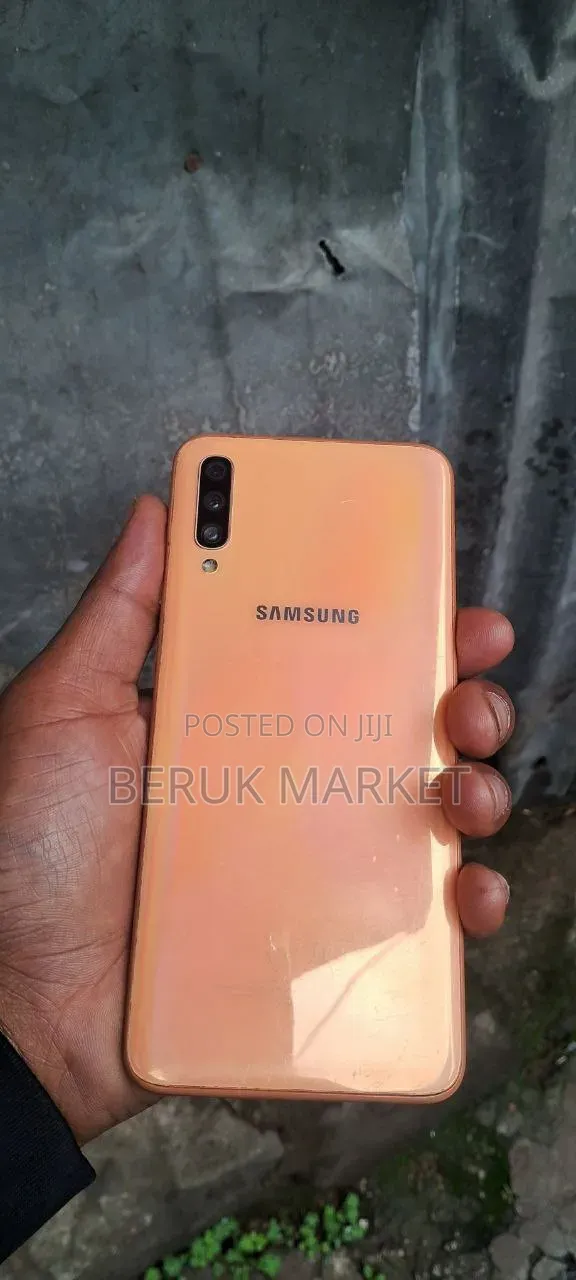 Samsung Galaxy A70 128 GB Bronze