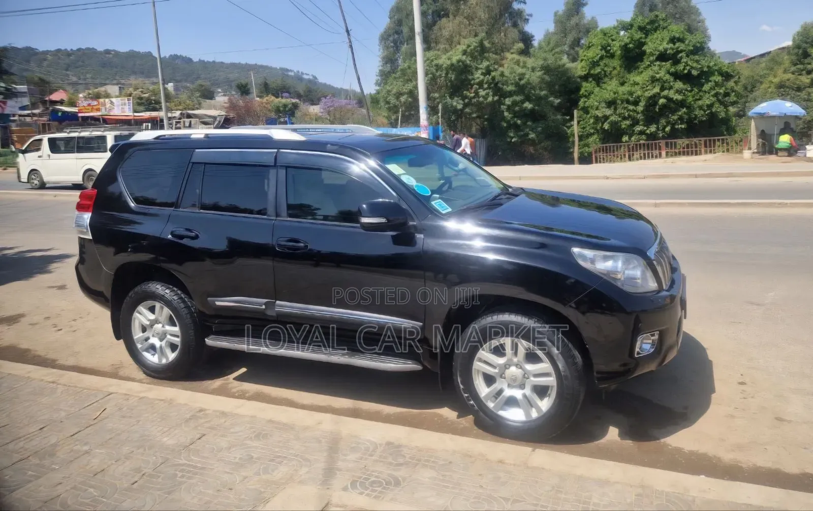 Toyota Land Cruiser Prado 2013 Black