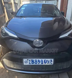 Toyota C-HR 2021 Gray