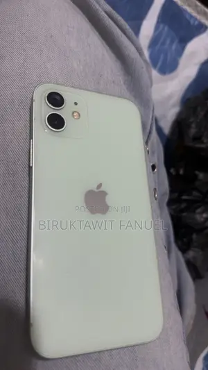 Apple iPhone 12 64 GB White