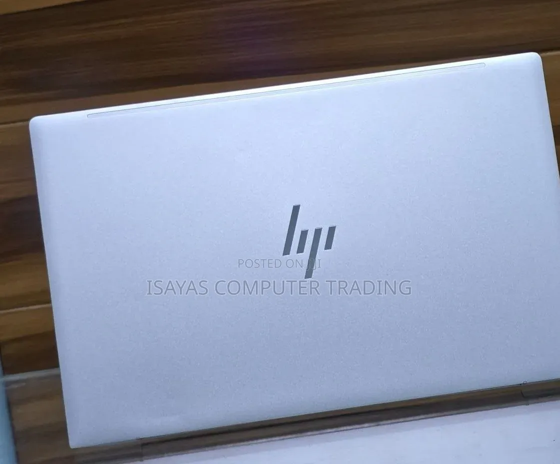 New Laptop HP Envy 14 8GB Intel Core i5 SSD 256GB