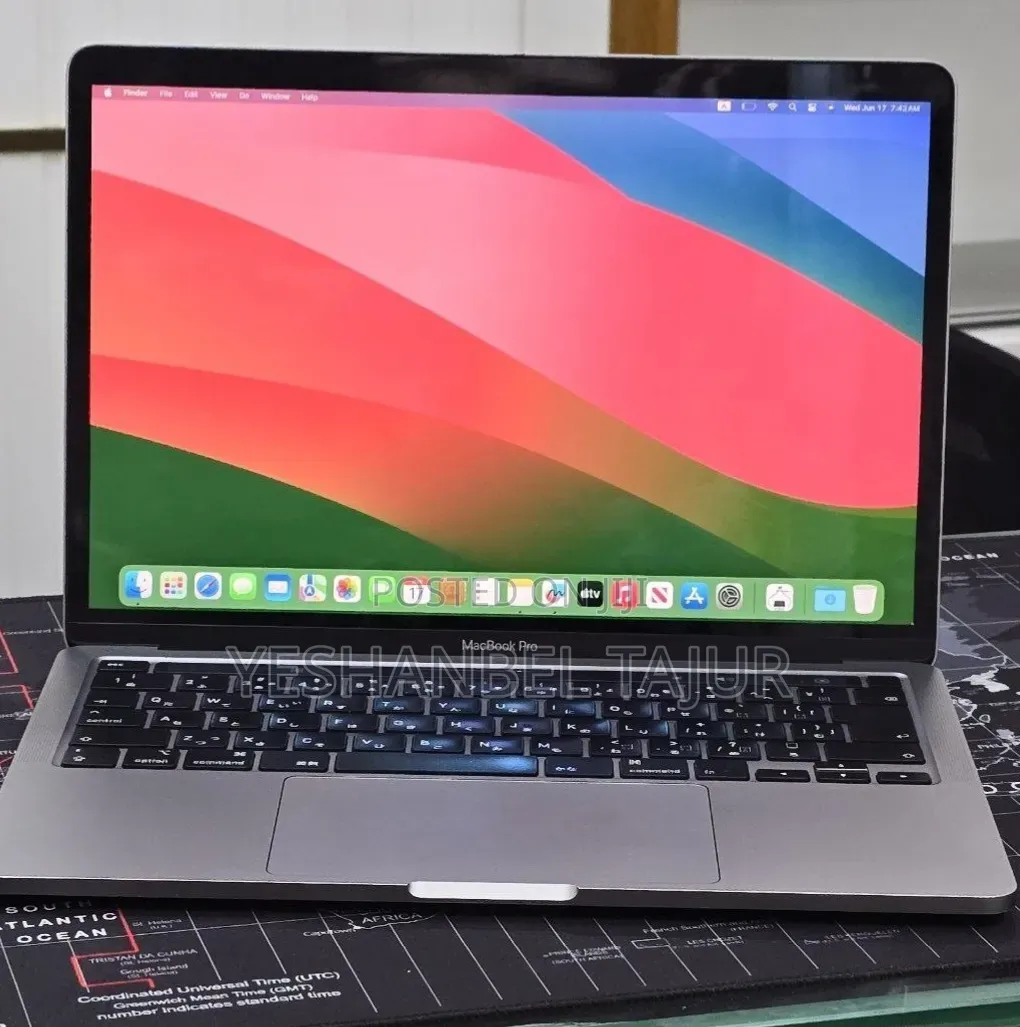 New Laptop Apple MacBook 8GB Intel Core i5 SSD 512GB