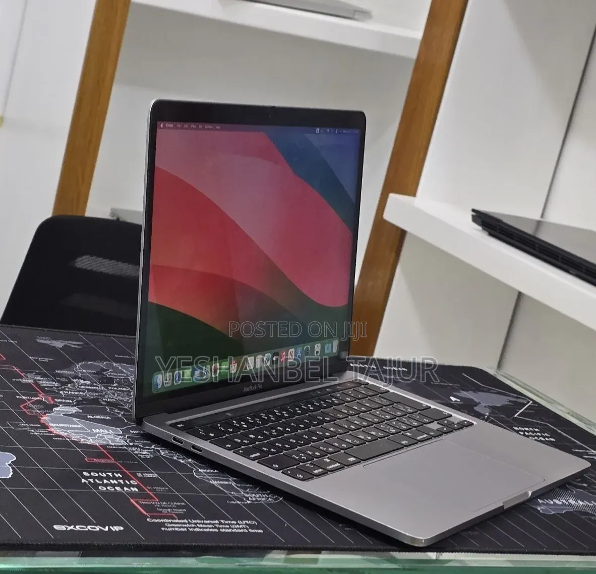 New Laptop Apple MacBook 8GB Intel Core i5 SSD 512GB