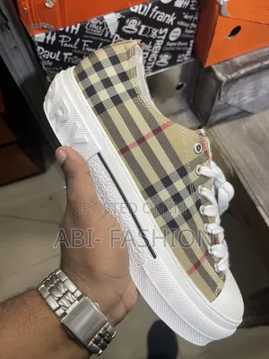 Burberry Flat Orignal