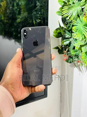 Apple iPhone XS Max 64 GB Black