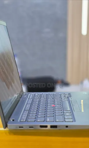 New Laptop Lenovo ThinkPad T14s G4 16GB Intel Core i7 SSD 512GB
