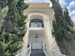 Furnished 20bdrm House in Bole for sale