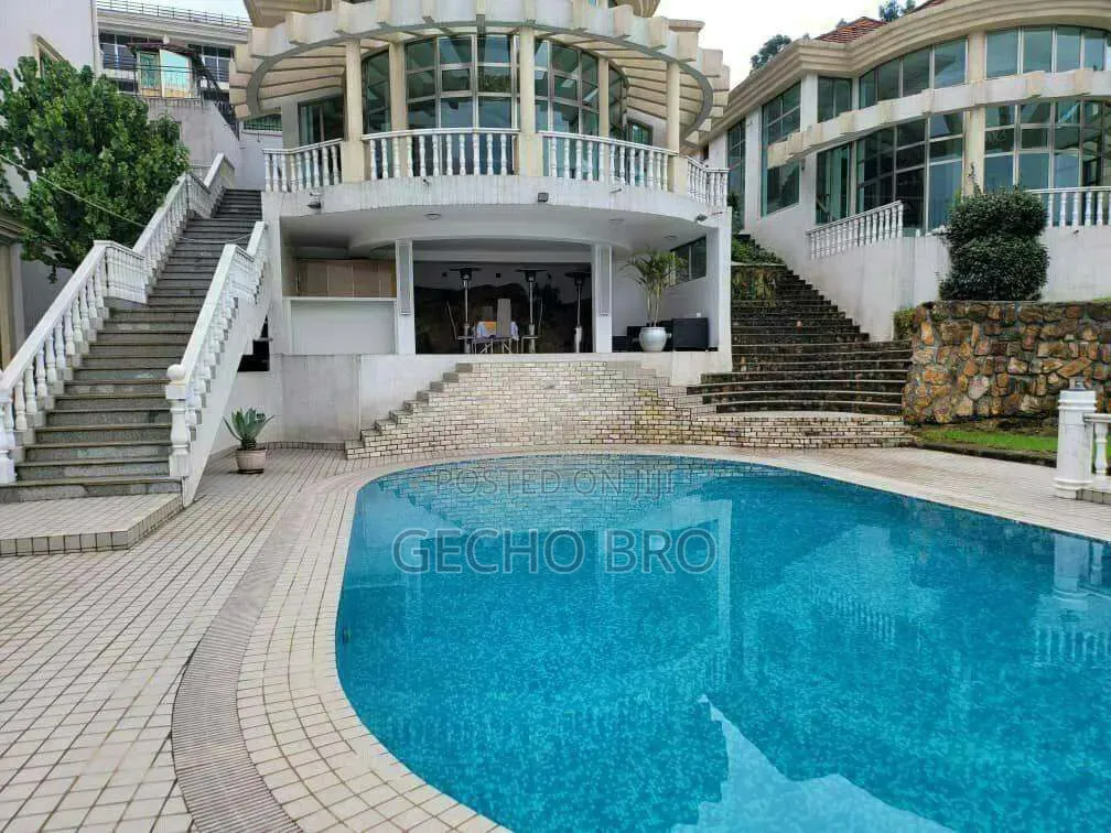 Furnished 20bdrm House in Bole for sale
