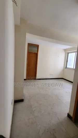 1bdrm Apartment in አሻራ መንደር, Nifas Silk-Lafto for rent