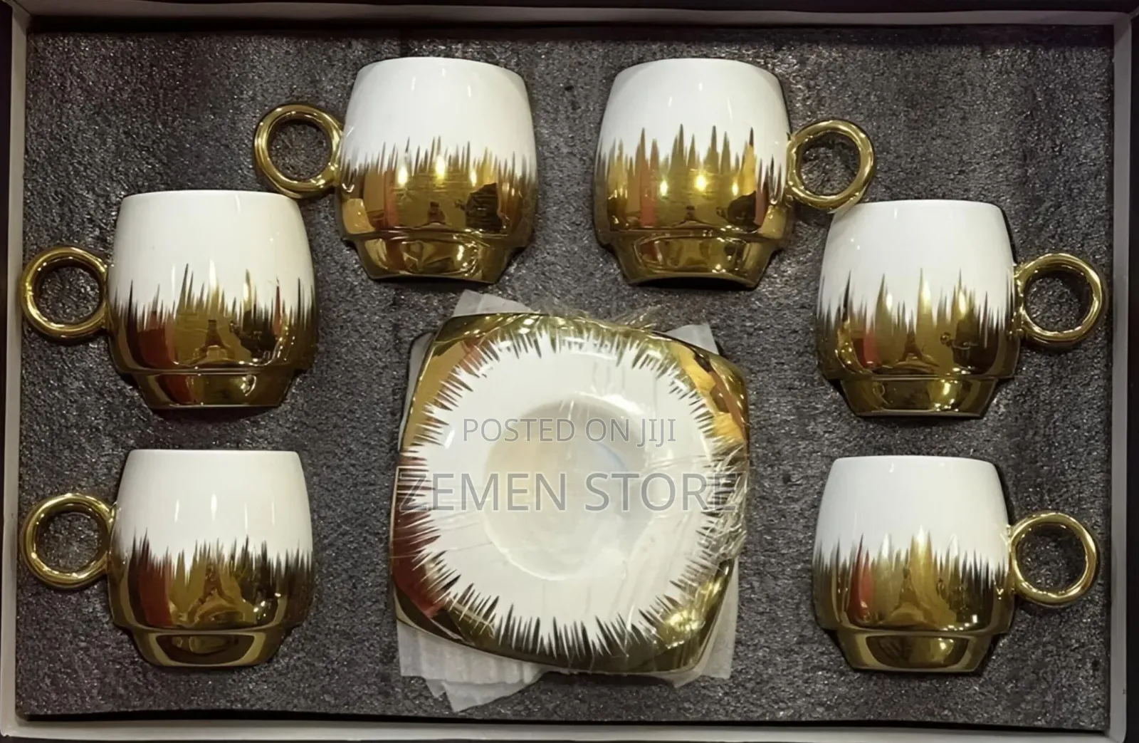Luxury 12-piece Ceramic Tea Coffee Cup Set With Saucers