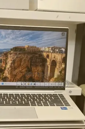 New Laptop HP EliteBook 840 G8 16GB Intel Core i7 SSD 512GB