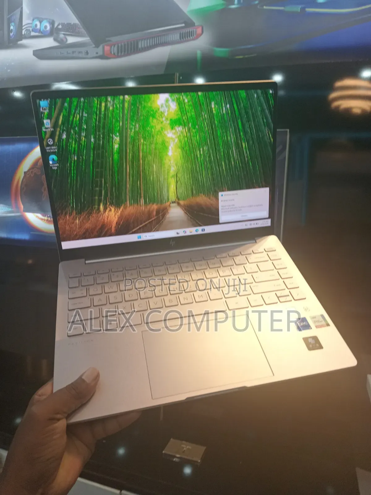 New Laptop HP Pavilion 14 16GB Intel Core i7 SSD 1T