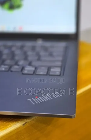 New Laptop Lenovo 32GB Intel Core i7 SSD 512GB