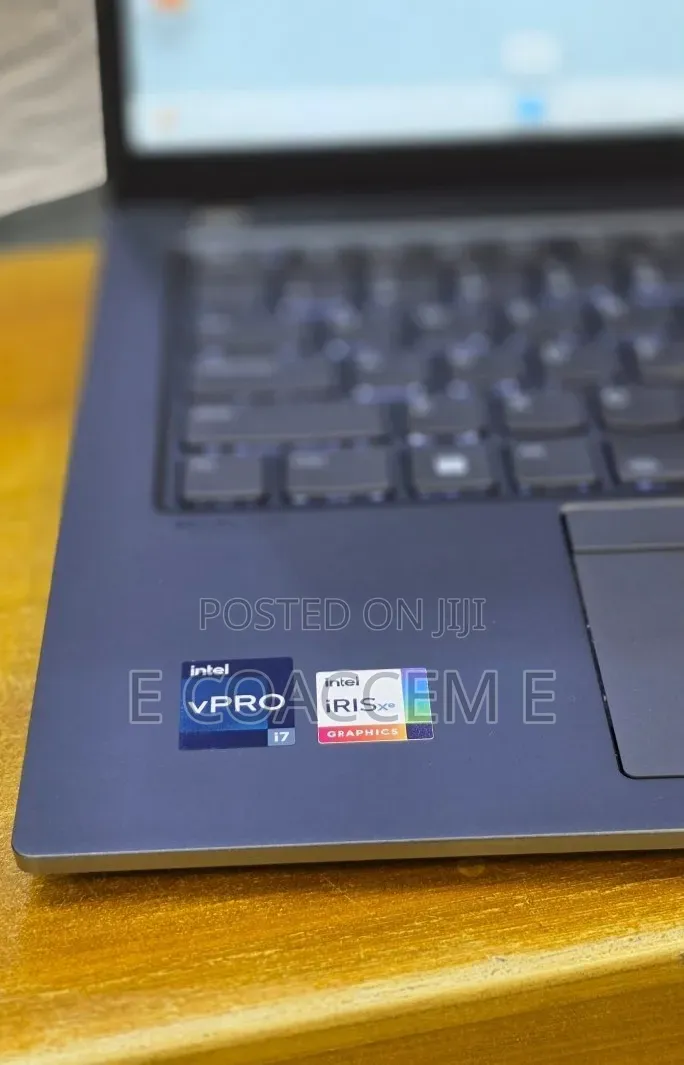 New Laptop Lenovo 32GB Intel Core i7 SSD 512GB