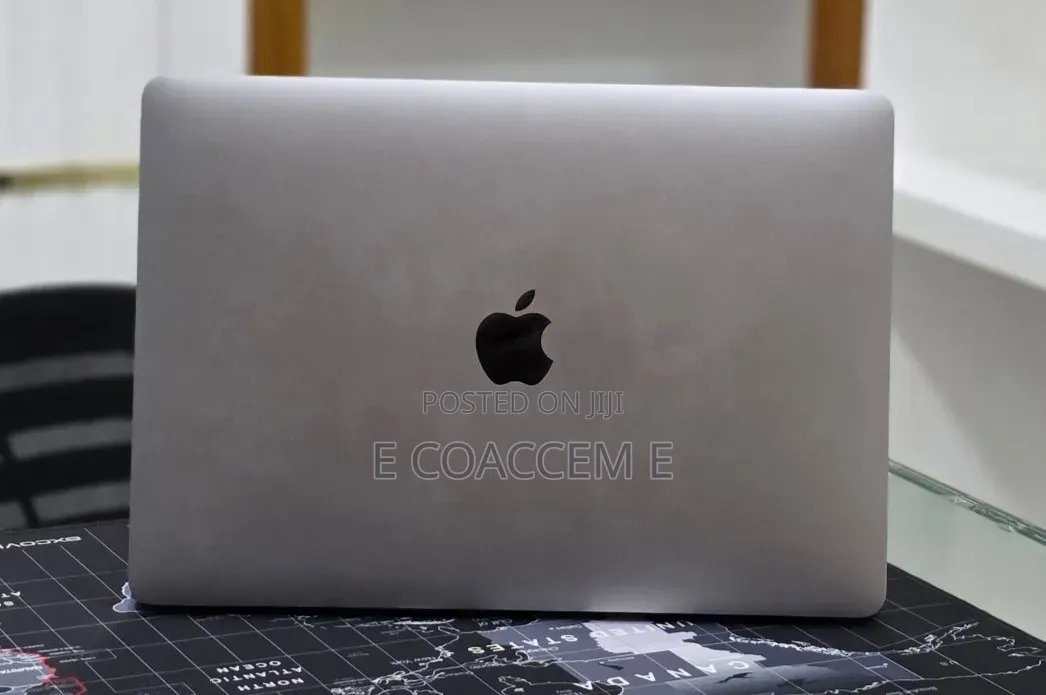 New Laptop Apple MacBook 16GB Intel Core i5 SSD 512GB
