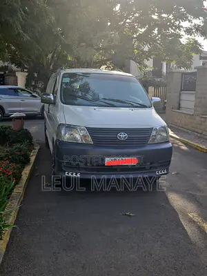 Toyota HiAce 2008 White