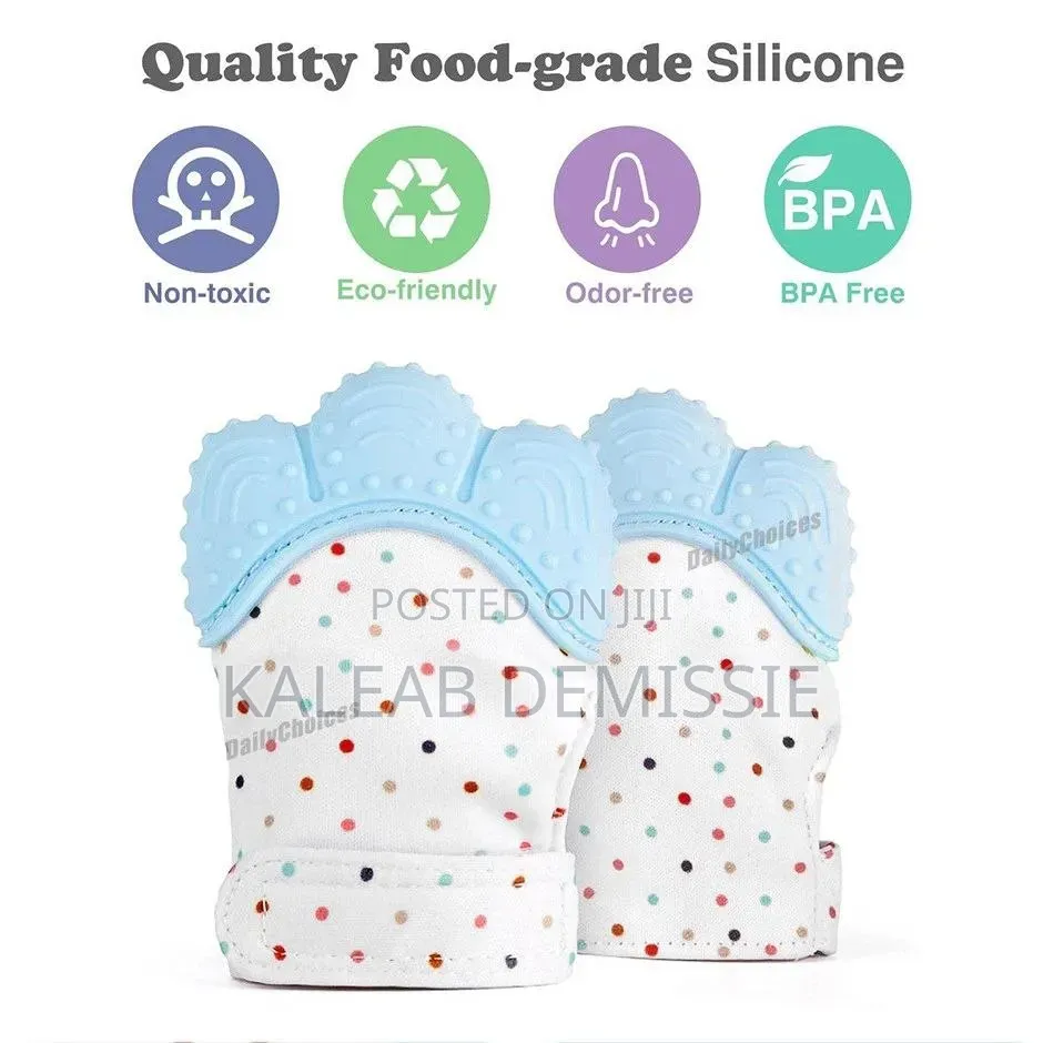 Baby Glove With Nibbler የድድ ማከኪያ