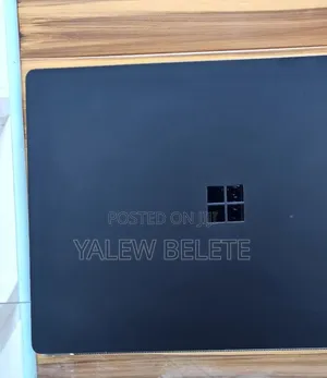 New Laptop Microsoft Surface 16GB Intel Core i7 SSD 256GB