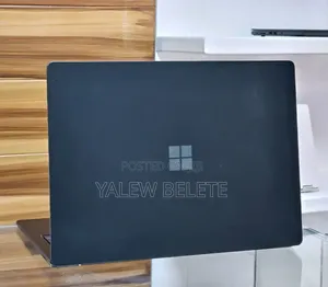 New Laptop Microsoft Surface 16GB Intel Core i7 SSD 256GB