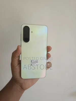 Samsung Galaxy A36 128 GB Yellow