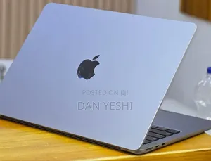 New Laptop Apple MacBook Air 2022 M2 8GB Apple M2 SSD 256GB