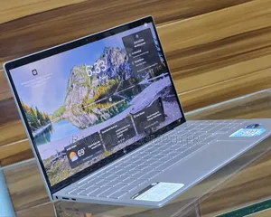 New Laptop HP Envy 14 8GB Intel Core i5 SSD 512GB