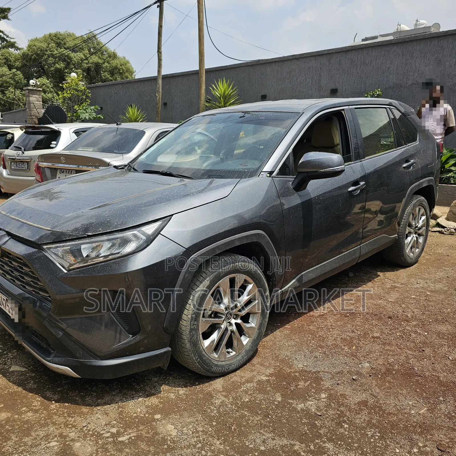 Toyota RAV4 2022 White