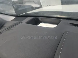 New Toyota Highlander Hybrid 2024 White