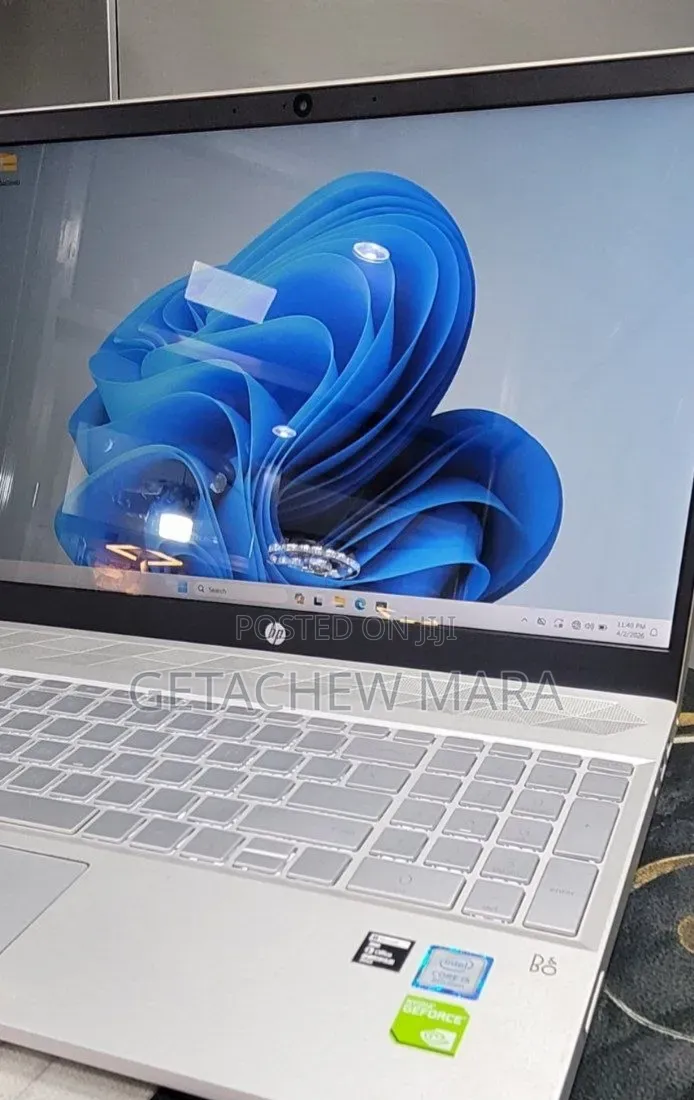 New Laptop HP Pavilion 15 8GB Intel Core i5 SSD 512GB