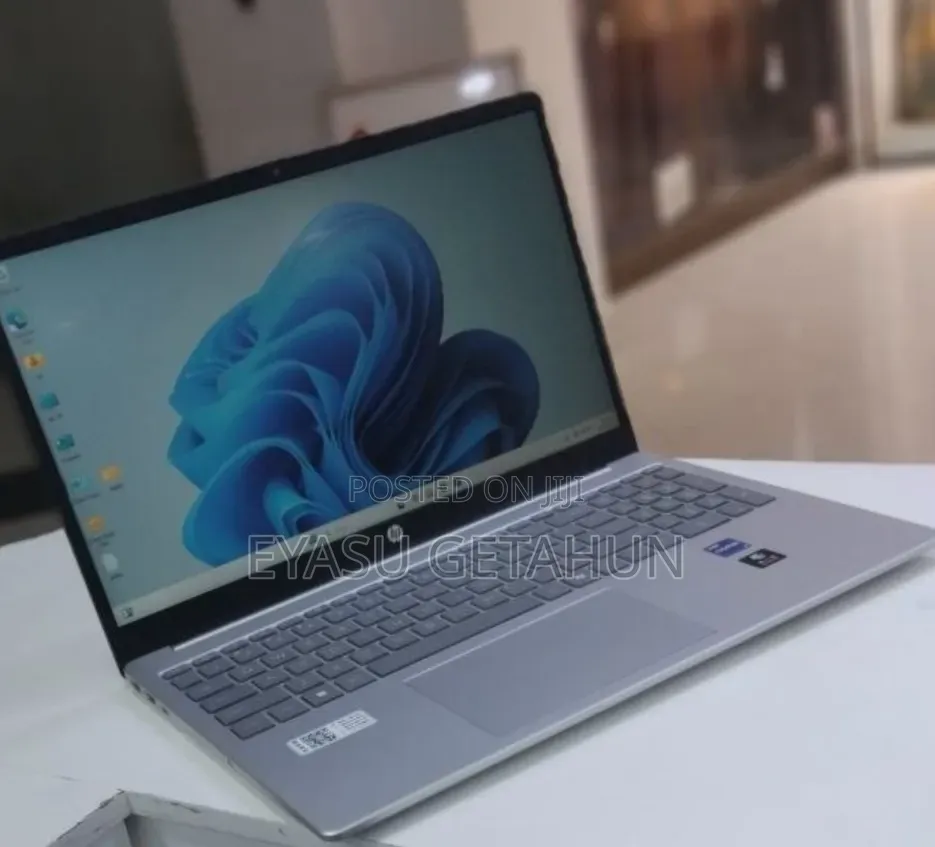 New Laptop HP Stream Notebook 16GB Intel Core i7 SSD 1T