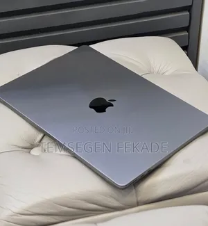 New Laptop Apple MacBook Air 2023 M2 8GB Apple M2 SSD 256GB