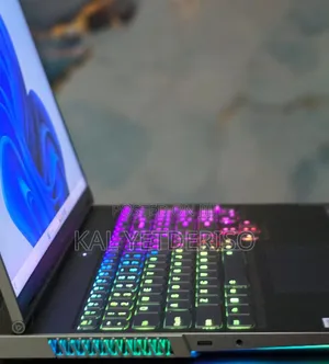 New Laptop Lenovo 32GB SSD 1T