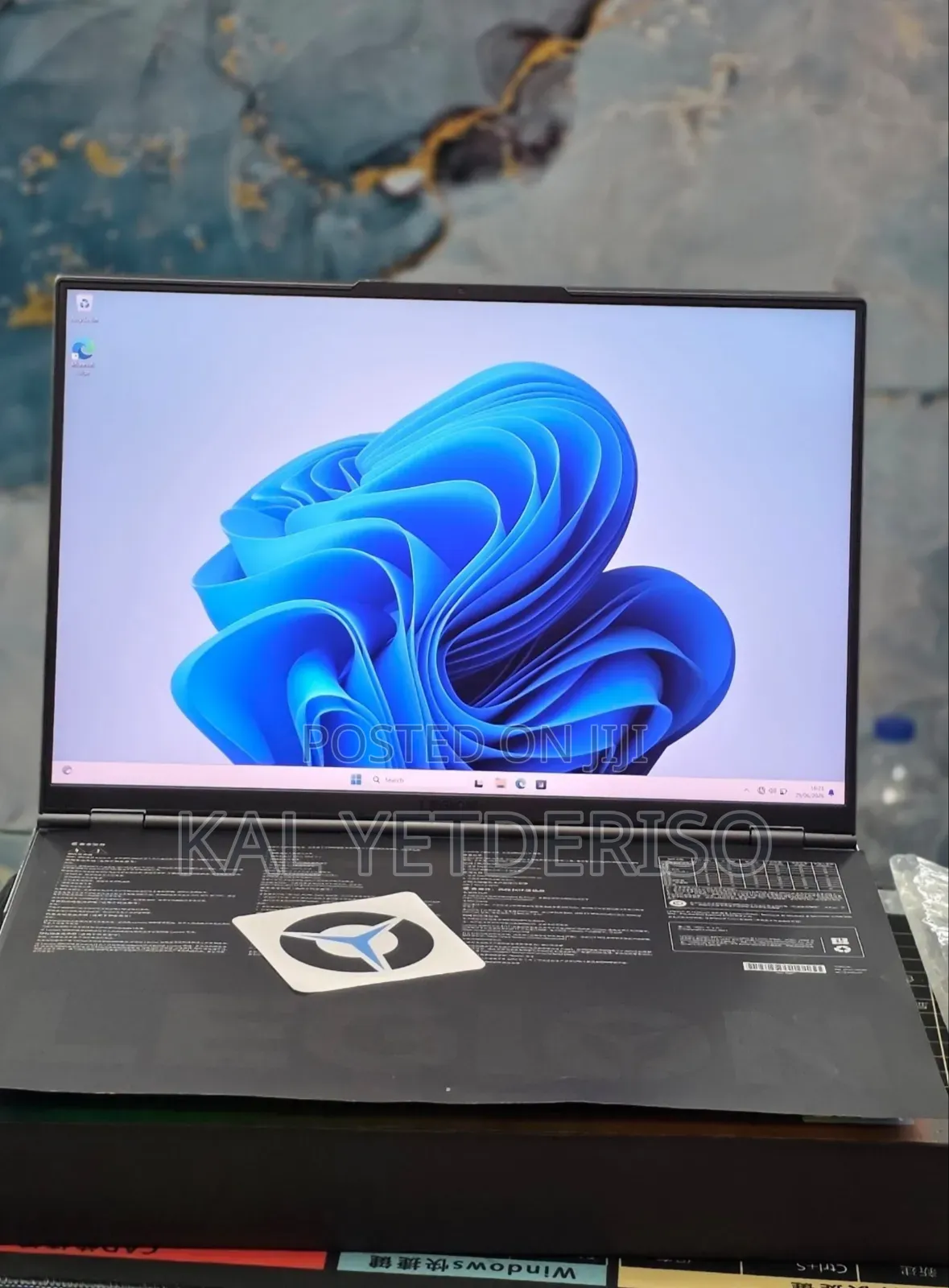New Laptop Lenovo 32GB SSD 1T