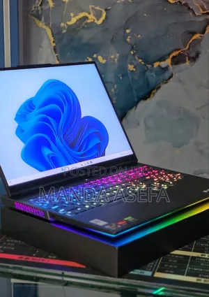 New Laptop Lenovo 16GB AMD Ryzen 9 SSD 1T