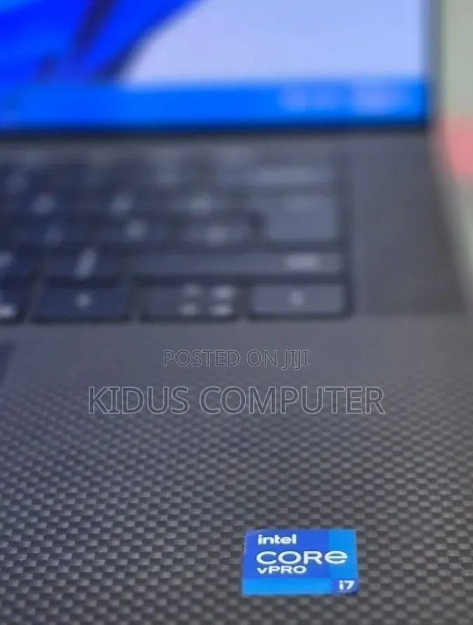 New Laptop Dell Precision 5540 16GB Intel Core i7 SSD 512GB