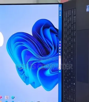 New Laptop Dell Precision 5540 16GB Intel Core i7 SSD 512GB