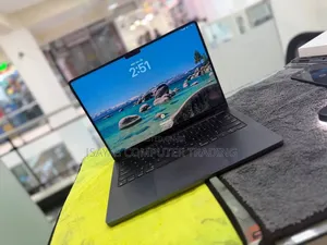 New Laptop Apple MacBook Pro 2024 M4 24GB Apple M4 Pro SSD 512GB