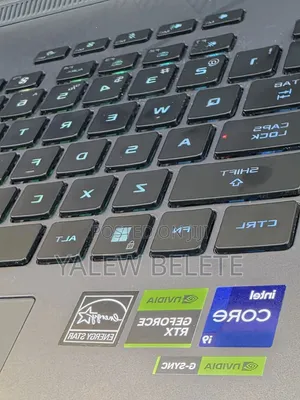 New Laptop Asus ROG Strix G18 16GB Intel Core i9 SSD 1T