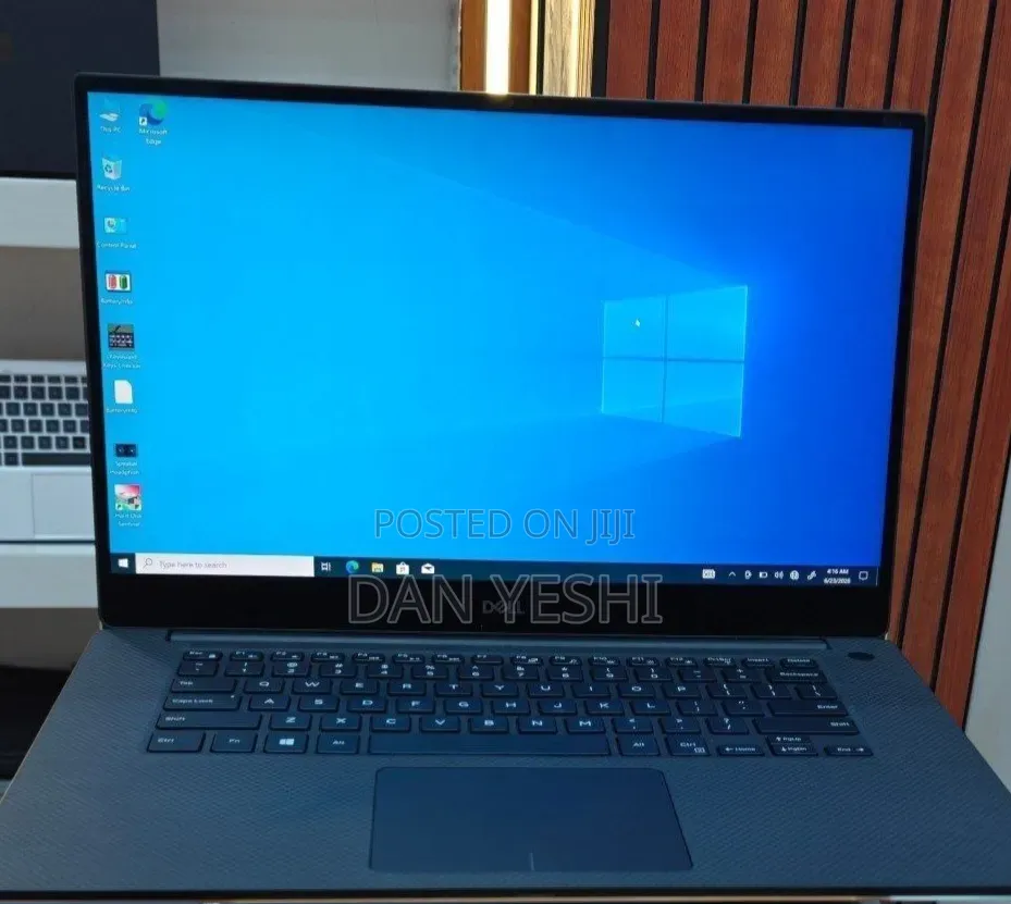 New Laptop Dell XPS 15 16GB Intel Core i7 SSD 512GB
