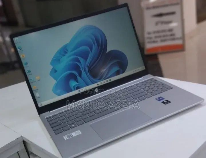 New Laptop HP Stream Notebook 16GB Intel Core i7 SSD 1T